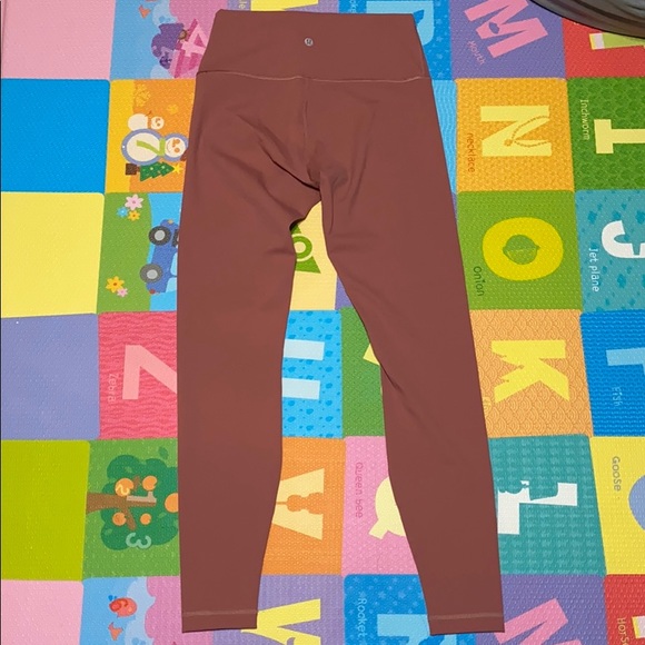 Lululemon Tight - Picture 2 of 3